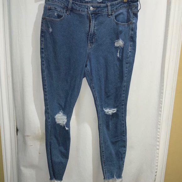 Old Navy Hi rise Rockstar Super Skinny Sz 16 secret smooth pockets distressed - Picture 1 of 9